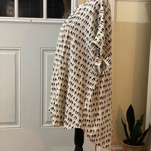 High low bird print button up t shirt - Picture 2 of 6